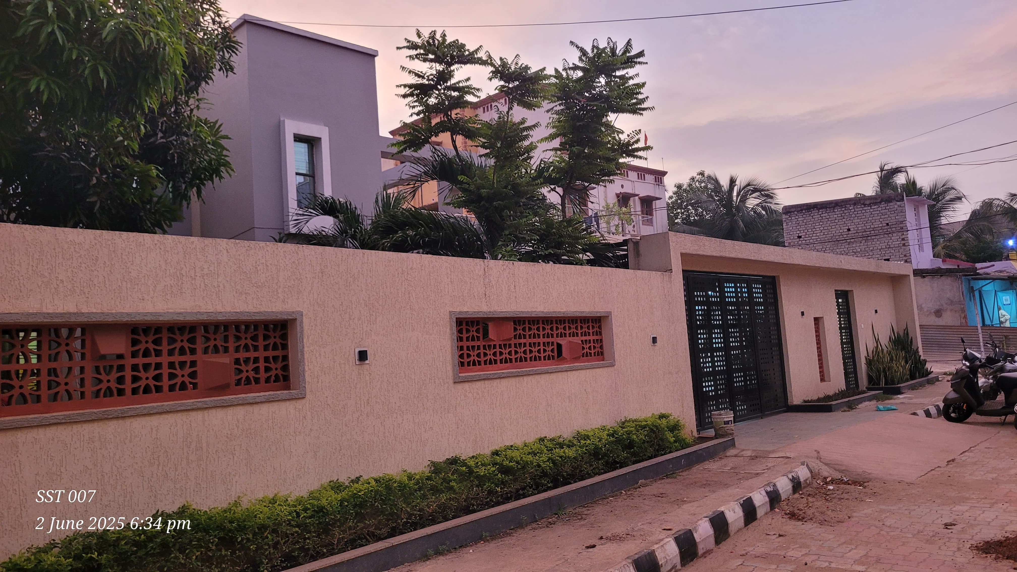 BluSapphire - Mahodadhi Estate